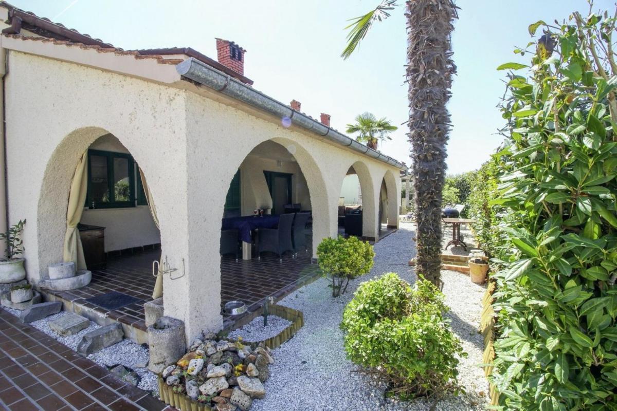 Casa Parenzana In Porec - Haus Fuer 7-9 Personen Екстер'єр фото